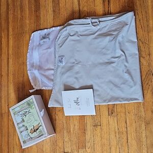 Grey Ollie Swaddle VGUC